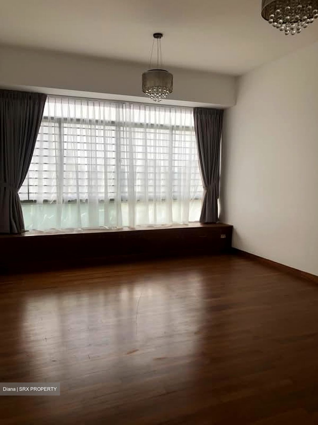 Latitude (D10), Condominium #556016251